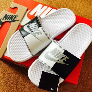 ナイキ(NIKE)のNIKE ベナッシ(サンダル)