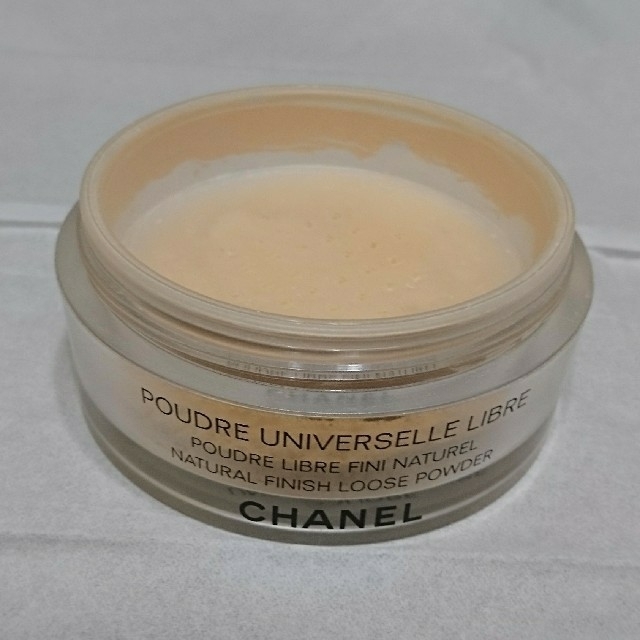 CHANELフェイスパウダー(20)明るめ標準色