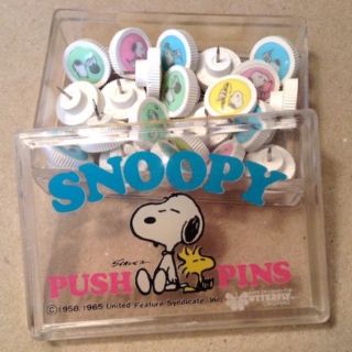 スヌーピー(SNOOPY)の☆SNOOPY☆スヌーピー画鋲☆ケース入り(その他)