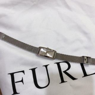 フルラ(Furla)のフルラ 細めアンティークな雰囲気の腕時計(腕時計)