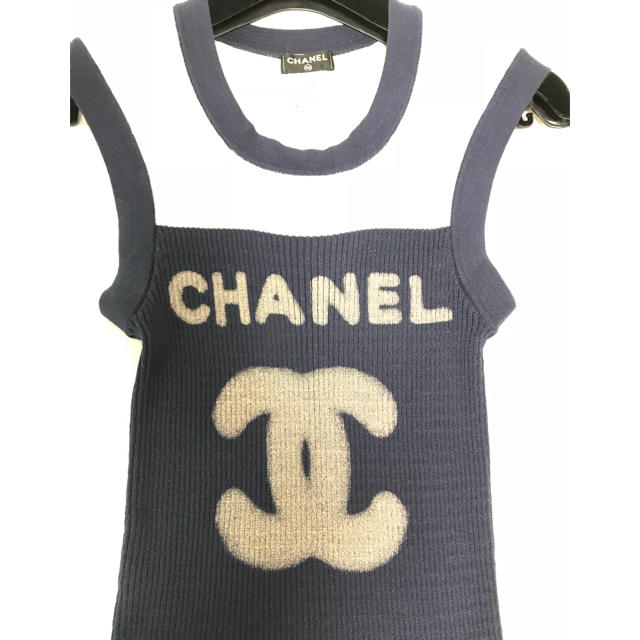 CHANEL(シャネル)のCHANEL シャネル★新品同様 Bigココマーク ロゴ リブニット トップス レディースのトップス(タンクトップ)の商品写真