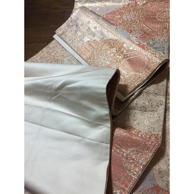 上品な雰囲気の正絹 袋帯 レディースの水着/浴衣(帯)の商品写真