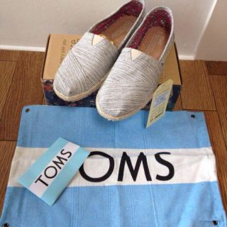 TOMS♡24.0 ブラック(スニーカー)