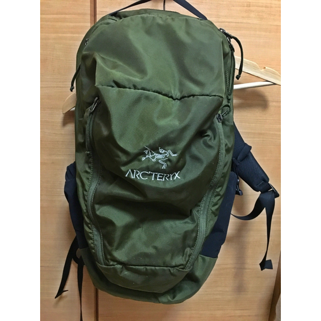 ARC'TERYX - ARC'TERYX / BACKPAC カーキの通販 by ieeechi's ARC'TERYX - ARC'TERYX / BACKPAC カーキの通販 by ieeechi's