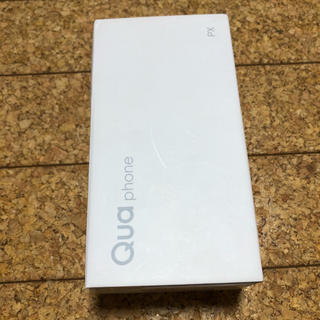 キョウセラ(京セラ)の新品未使用Qua Phone PX LGV33 ホワイト simフリー 本体(スマートフォン本体)