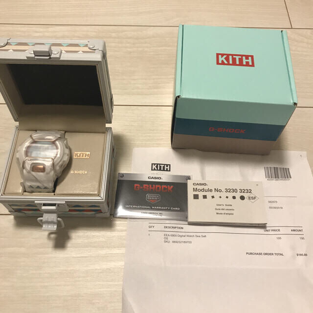 G-SHOCK(ジーショック)のKith x G-Shock 6900 Digital Watch メンズの時計(腕時計(デジタル))の商品写真