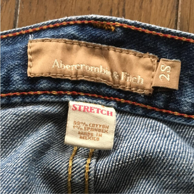 Abercrombie&Fitch(アバクロンビーアンドフィッチ)のAbercrombie & Fitch デニム ジーンズ NY購入 S レディースのパンツ(デニム/ジーンズ)の商品写真