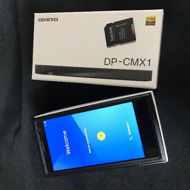 ONKYO(オンキヨー)のDP-CMX1ハイレゾスマホ＆マイクロSD128GBセット スマホ/家電/カメラのスマートフォン/携帯電話(スマートフォン本体)の商品写真