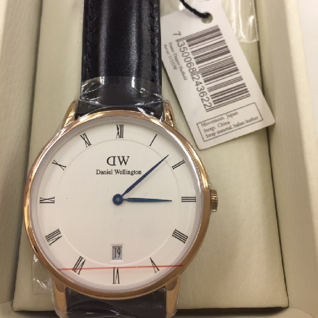 Daniel Wellington(ダニエルウェリントン)のちょもれめ様専用♪ ダニエル ウェリントンダッパーシェフィールド 34mm レディースのファッション小物(腕時計)の商品写真