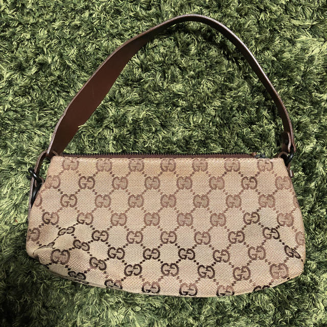 Gucci(グッチ)のGUCCI ポーチ レディースのファッション小物(ポーチ)の商品写真