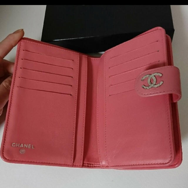 CHANEL ピンク 二つ折り財布