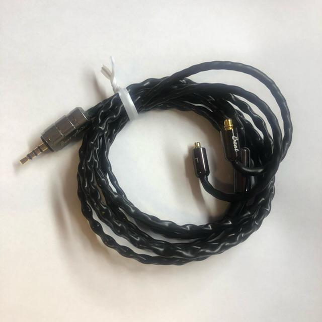 Beat Audio Signal (MMCX - 2.5mm)BEA-4291 スマホ/家電/カメラのオーディオ機器(その他)の商品写真