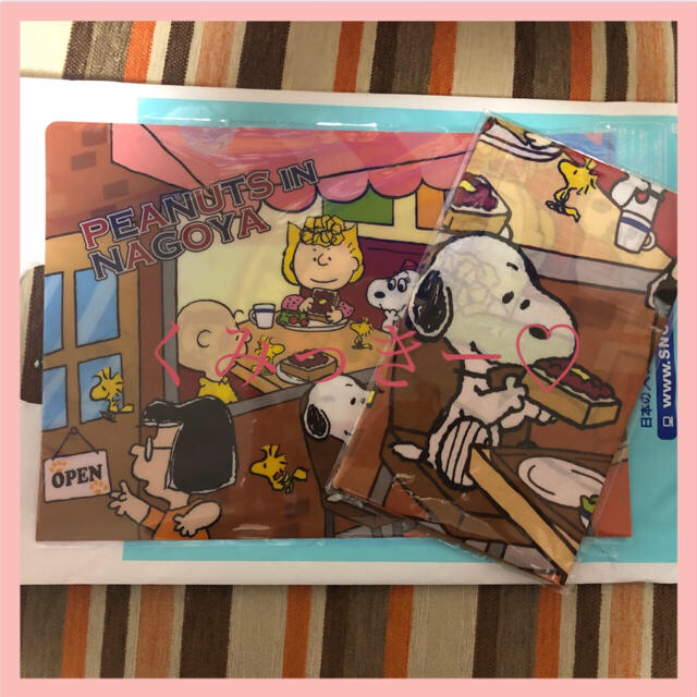 SNOOPY(スヌーピー)のクリアファイル、バンダナ🌺 エンタメ/ホビーのアニメグッズ(クリアファイル)の商品写真