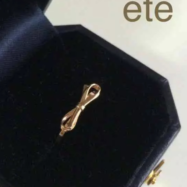 ete(エテ)のete リボンピンキーリング レディースのアクセサリー(リング(指輪))の商品写真