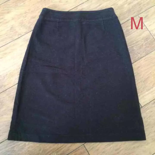 MUJI (無印良品)(ムジルシリョウヒン)の無印 黒スカート レディースのスカート(ひざ丈スカート)の商品写真