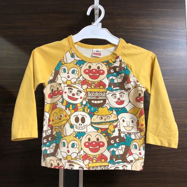 アンパンマン(アンパンマン)のアンパンマン 長袖 Tシャツ 90 キッズ/ベビー/マタニティのキッズ服男の子用(90cm~)(Tシャツ/カットソー)の商品写真