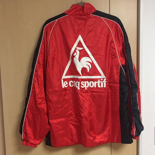 le coq sportif(ルコックスポルティフ)の名古屋グランパス ウインドブレーカー スポーツ/アウトドアのサッカー/フットサル(ウェア)の商品写真