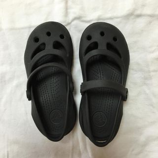 クロックス(crocs)のused・クロックス・キッズ・ブラック・C9(16.5㎝）(サンダル)