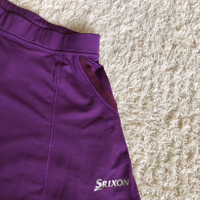 Srixon(スリクソン)のショコラ様専用 スリクソンスコート ☆美品 スポーツ/アウトドアのテニス(ウェア)の商品写真