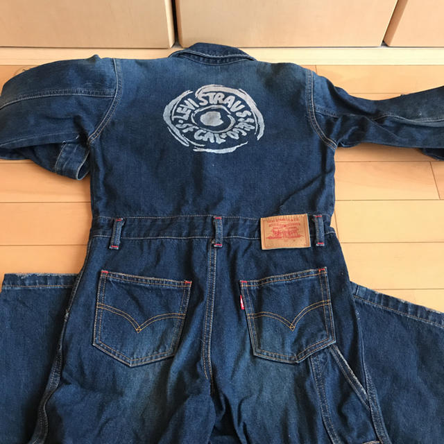 Levi's(リーバイス)のリーバイス 130 つなぎ オールインワン キッズ/ベビー/マタニティのキッズ服男の子用(90cm~)(パンツ/スパッツ)の商品写真