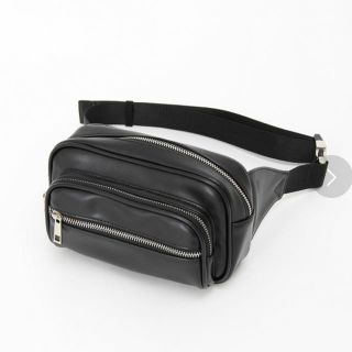 アンビー(ENVYM)のENVYM waist bag ブラック shelter 大人気商品✴︎(ウエストポーチ)