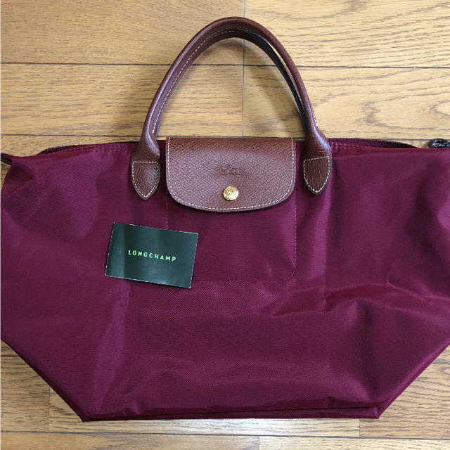 LONGCHAMP(ロンシャン)の「とも様専用」ロンシャン ルプリアージュ ガーネット  M レディースのバッグ(トートバッグ)の商品写真