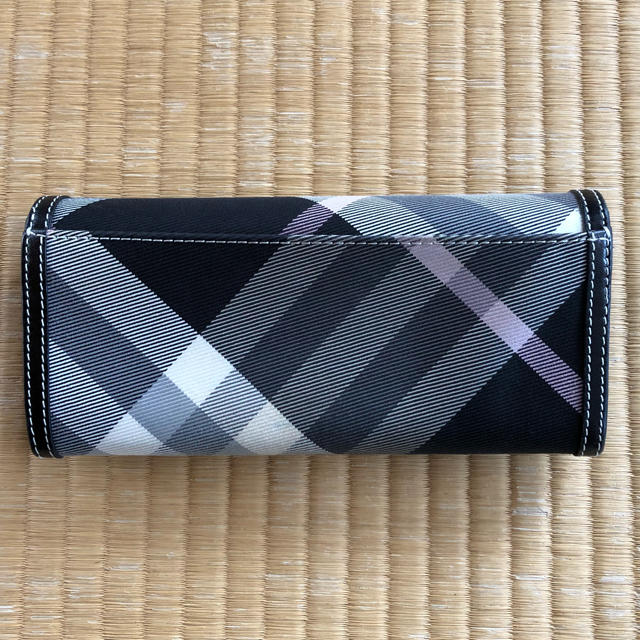 BURBERRY BLUE LABEL(バーバリーブルーレーベル)のブルーレーベル 長財布 ブラック レディースのファッション小物(財布)の商品写真