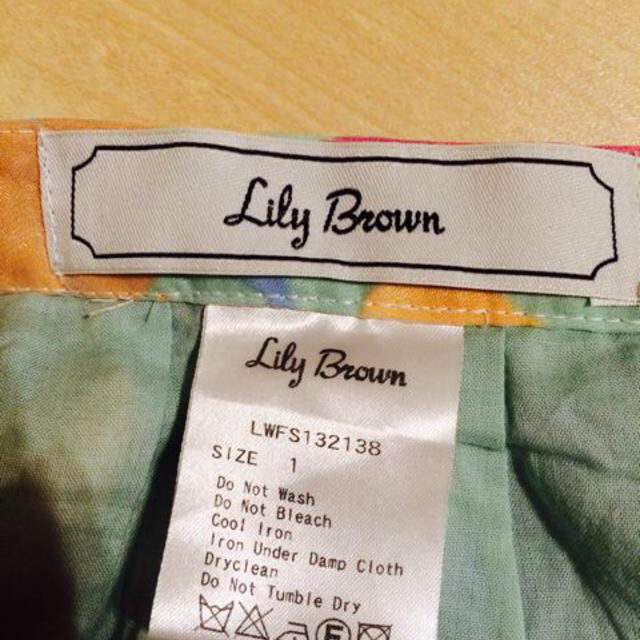 Lily Brown(リリーブラウン)のリリーブラウン ブルースカート レディースのスカート(ミニスカート)の商品写真