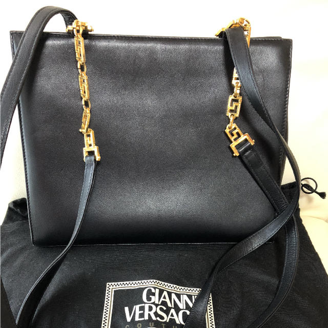 Gianni Versace(ジャンニヴェルサーチ)のジャンニ ベルサーチ ショルダーバック レディースのバッグ(ショルダーバッグ)の商品写真