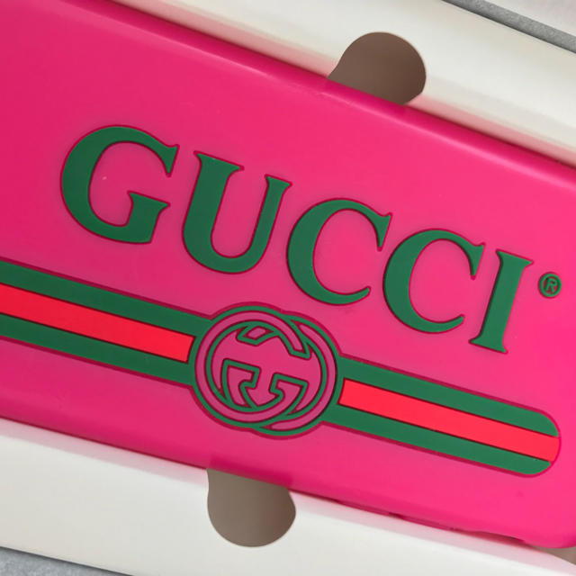 プラダ iphonex ケース 通販 | Gucci - GUCCI iPhoneケースの通販 by gunsaku_'s shop｜グッチならラクマ