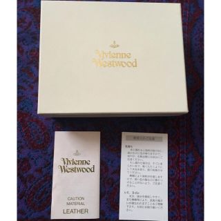 ヴィヴィアンウエストウッド(Vivienne Westwood)のヴィヴィアンウエストウッド 箱 ギフト用 白(財布)