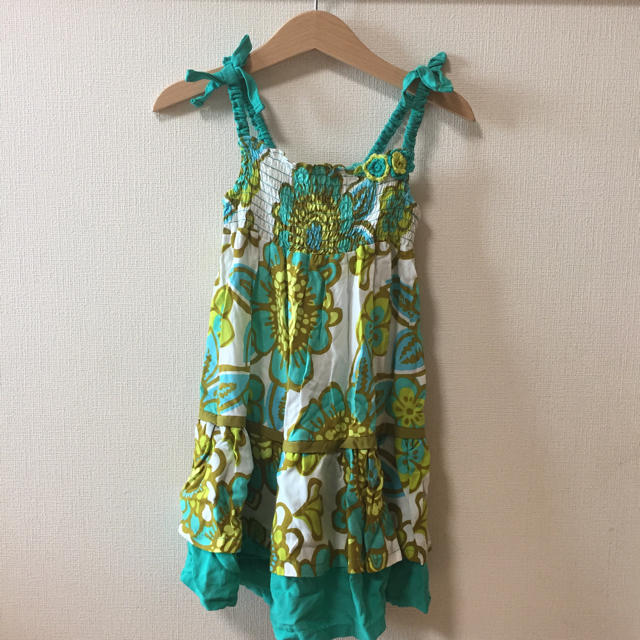 西松屋(ニシマツヤ)の新品 ワンピース 100 キッズ/ベビー/マタニティのキッズ服女の子用(90cm~)(ワンピース)の商品写真