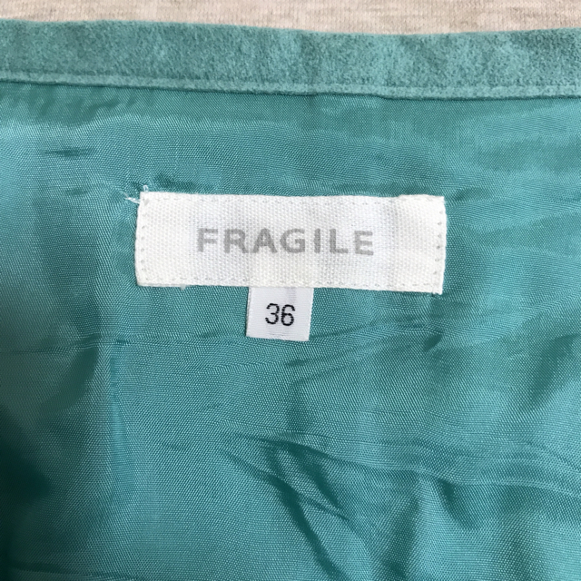 FRAGILE(フラジール)のFRAGILEスウェード調スカート レディースのスカート(ひざ丈スカート)の商品写真