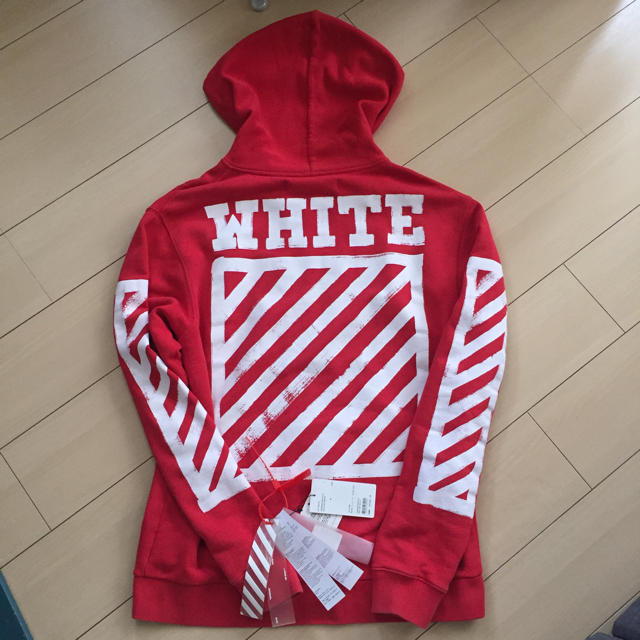 XL OFF-WHITE ジップアップパーカー kiss オフホワイト