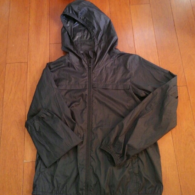 Uniqlo ウインドブレーカー 黒 の通販 By ちびのすけ S Shop ユニクロならラクマ Uniqlo ウインドブレーカー 黒 の通販 By ちびのすけ S Shop ユニクロならラクマ