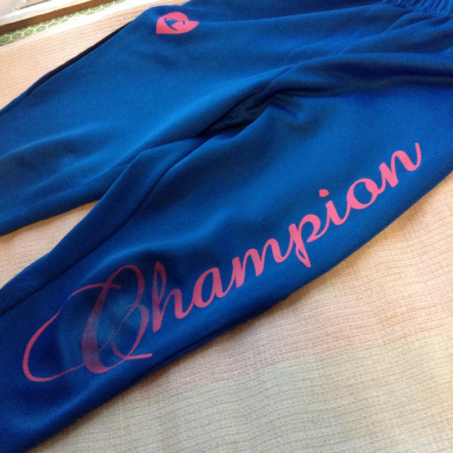 Champion(チャンピオン)のchampionジャージ上下130 キッズ/ベビー/マタニティのキッズ服女の子用(90cm~)(その他)の商品写真