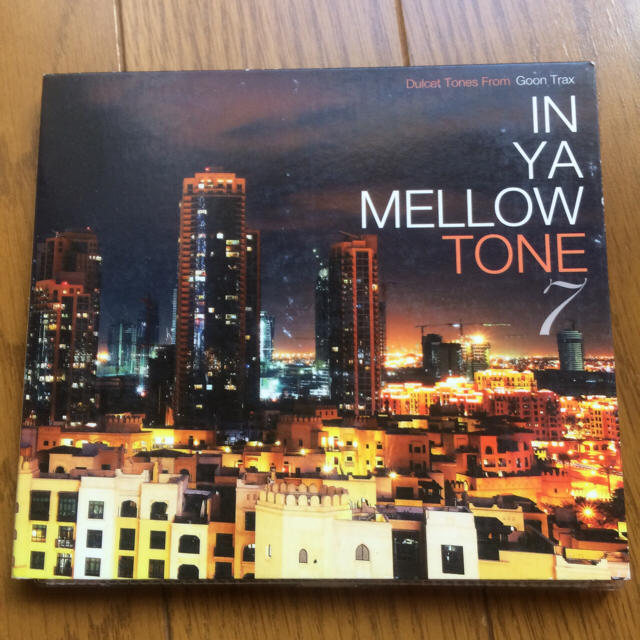 IN YA MELLOW TONE7   エンタメ/ホビーのCD(クラブ/ダンス)の商品写真