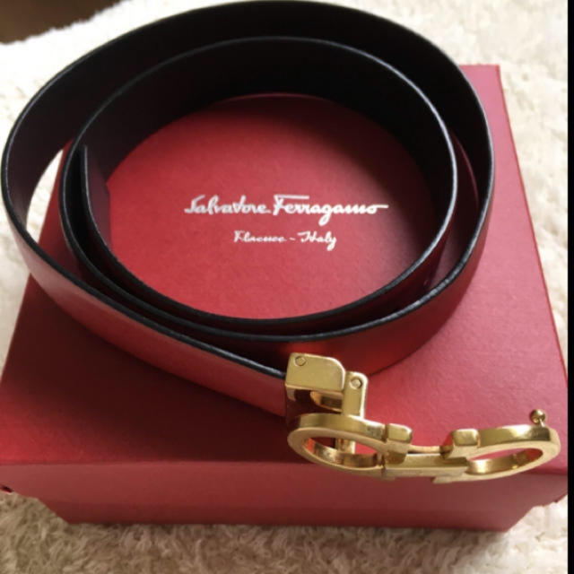 Salvatore Ferragamo(サルヴァトーレフェラガモ)の格安！ 【正規品】 フェラガモ ボルドー ベルト レディースのファッション小物(ベルト)の商品写真