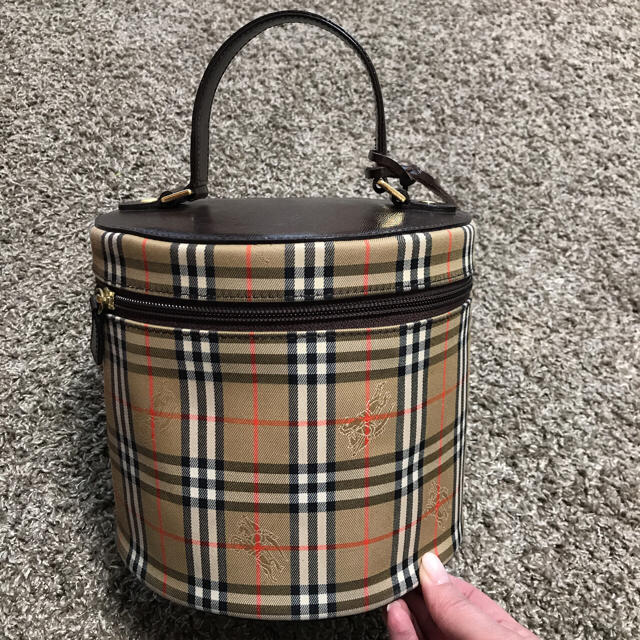 BURBERRY - バーバリー バニティバッグの通販 by 魔法mama's shop