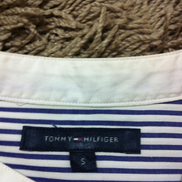 TOMMY HILFIGER(トミーヒルフィガー)の値下げ！トミーヒルフィガー シャツ レディースのトップス(シャツ/ブラウス(長袖/七分))の商品写真