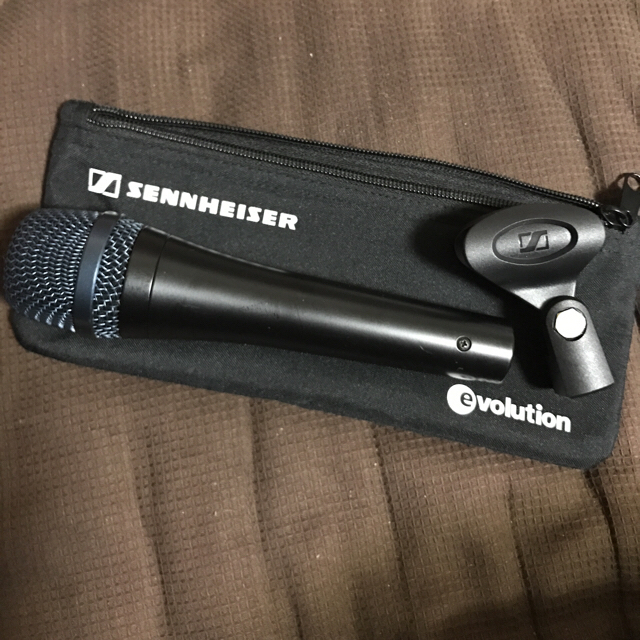 SENNHEISER(ゼンハイザー)のSENNHEISER e935 楽器のレコーディング/PA機器(マイク)の商品写真