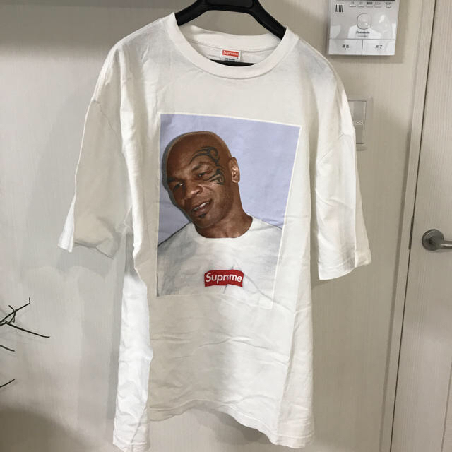 パーティを彩るご馳走や Supreme - マイクタイソンT Supreme Tシャツ