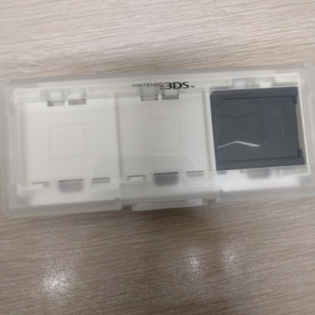 3ds ソフトケース エンタメ/ホビーのゲームソフト/ゲーム機本体(携帯用ゲームソフト)の商品写真