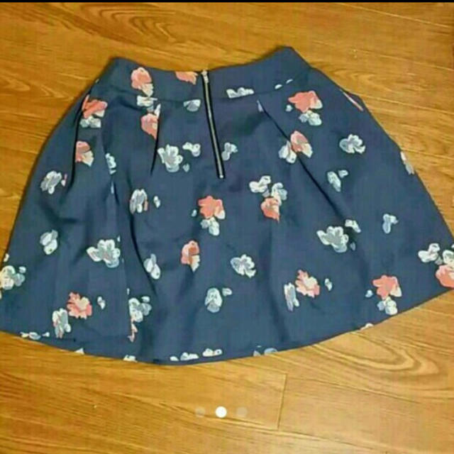dazzlin(ダズリン)のダズリン スカート レディースのスカート(ひざ丈スカート)の商品写真