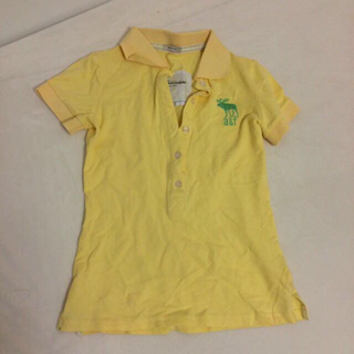 アバクロンビーアンドフィッチ(Abercrombie&Fitch)のアバクロ 黄色 ポロシャツ(ポロシャツ)