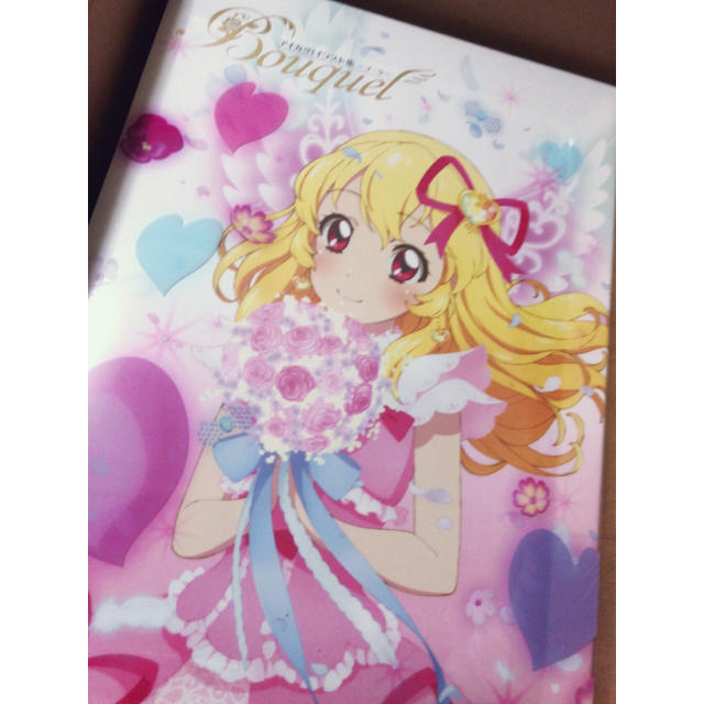 アイカツ！ イラスト集～ブーケ～ TOP OF WORKS vol.2 エンタメ/ホビーの漫画(イラスト集/原画集)の商品写真