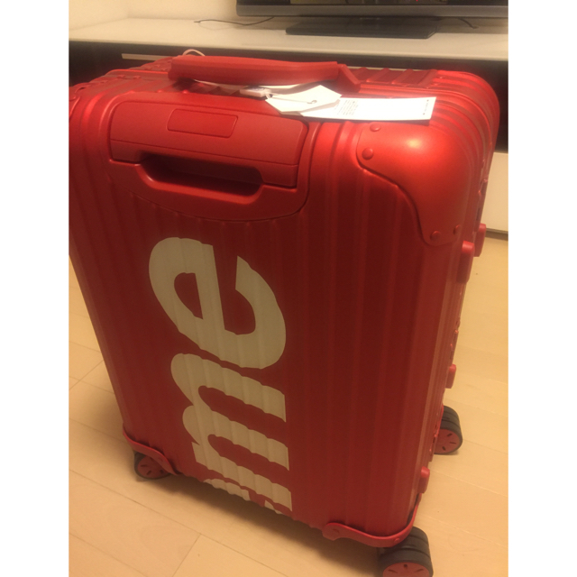 【数々のアワードを受賞】 Supreme リモワ シュプリーム 45L RED RIMOWA Supreme - トラベルバッグ/スーツケース