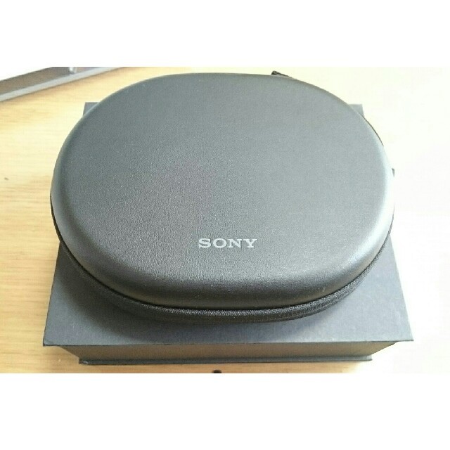 SONY(ソニー)のSony WH-1000XM2 ヘッドフォン  スマホ/家電/カメラのオーディオ機器(ヘッドフォン/イヤフォン)の商品写真