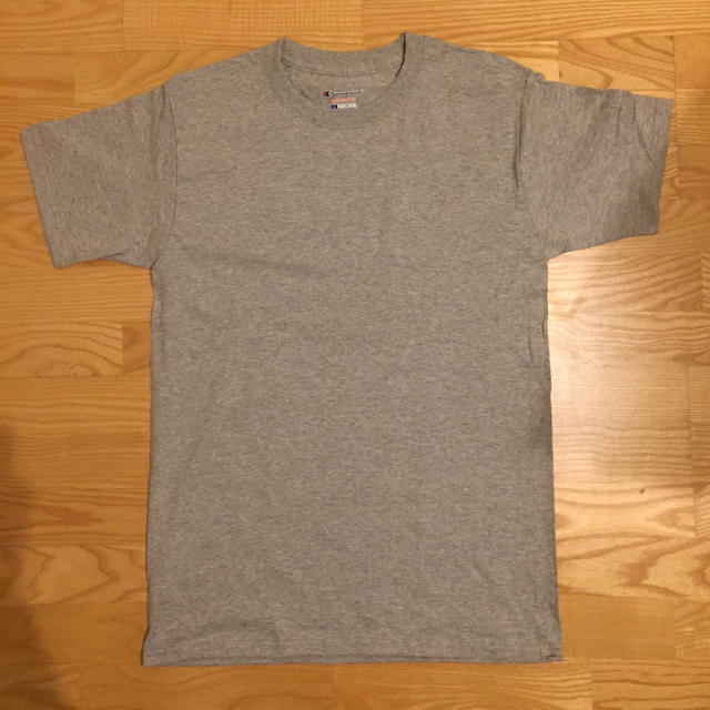 Champion(チャンピオン)のチャンピオンchampionヘビーＴシャツ新品送料込無地6oz【最安値】 メンズのトップス(Tシャツ/カットソー(半袖/袖なし))の商品写真