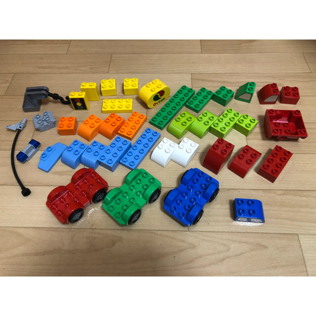 Lego Yuri様専用 Lego レゴ デュプロのクルマセット 中古の通販 By Nagaki S Shop レゴならラクマ